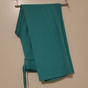 Xhilaration Lounge/ Sleep